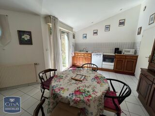  Maison  vendre 5 pices 185 m