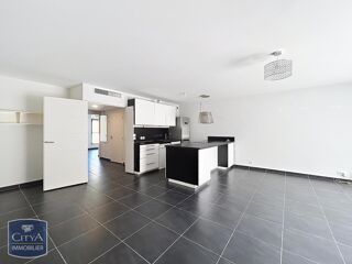  Appartement  vendre 3 pices 77 m