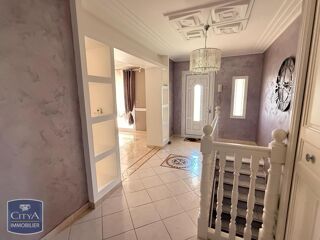  Maison à vendre 8 pièces 254 m²