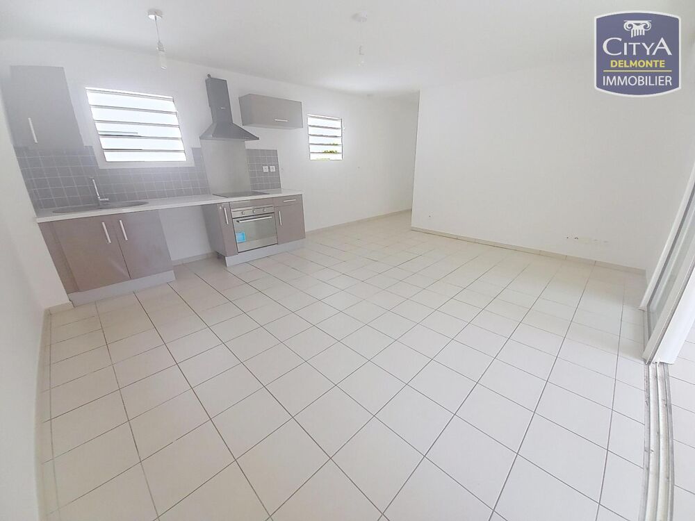 VENTE d'un appartement T2 (48 m²) avec varangue de 14 m²....