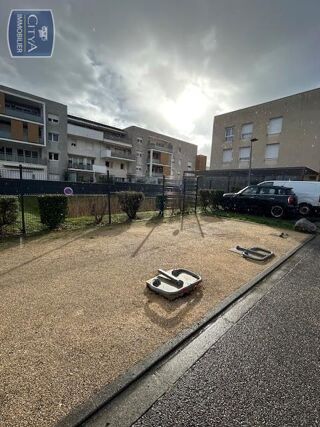  Parking / Garage � vendre 