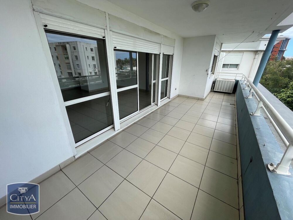 vente Appartement - 6 pièce(s) - 128 m² Saint-Denis (97400)