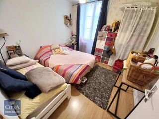  Immeuble  vendre 240 m