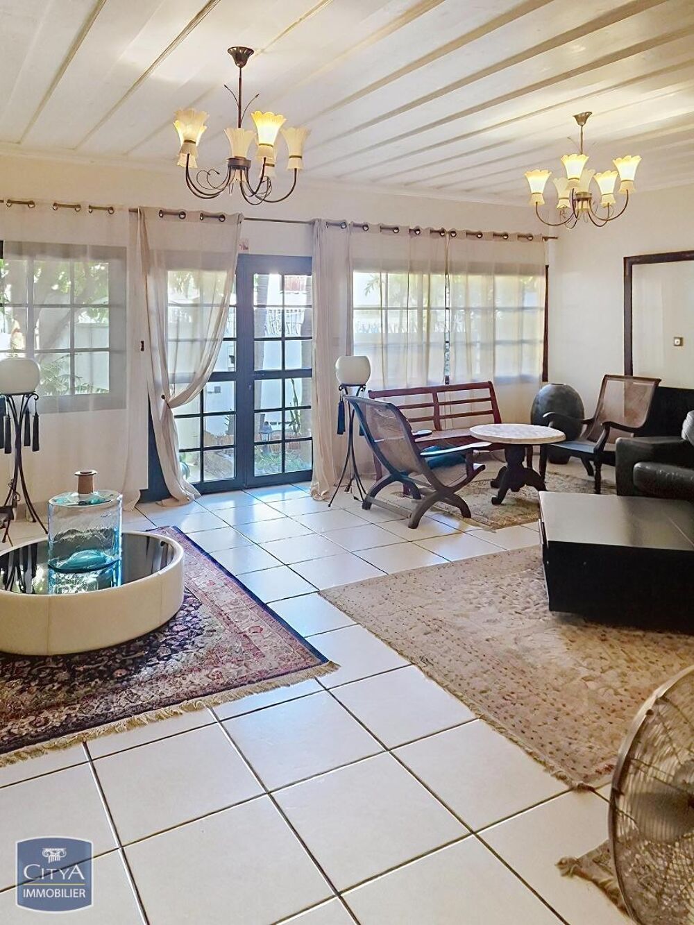 vente Maison - 4 pièce(s) - 195 m² Saint-Denis (97400)