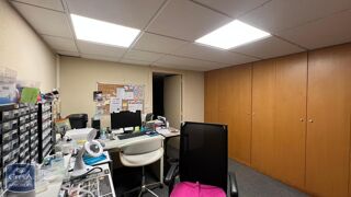  Immeuble � vendre 140 m�