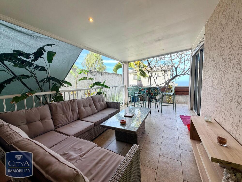 VILLA F4 DUPLEX AVEC VUE MER - PITON SAINT-LEU - À 5 MIN....