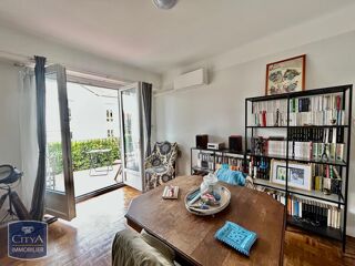  Appartement  vendre 4 pices 92 m