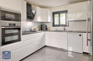  Maison � vendre 10 pi�ces 210 m�