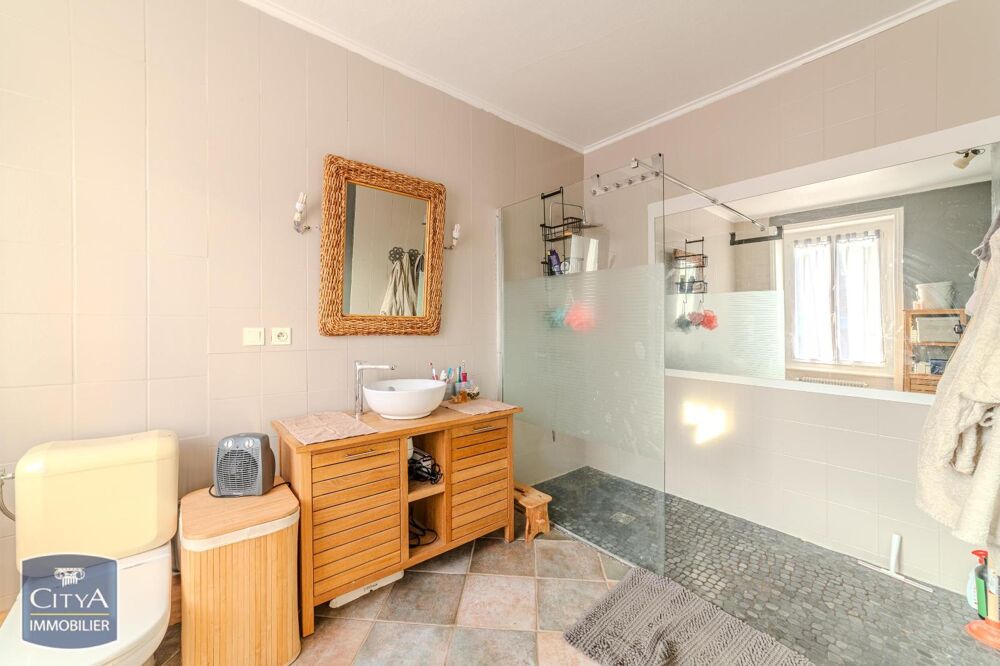 vente Maison - 5 pièce(s) - 130 m² Thizy (69240)
