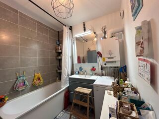  Appartement  vendre 4 pices 80 m