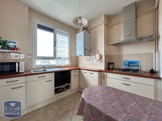  Appartement  vendre 4 pices 82 m