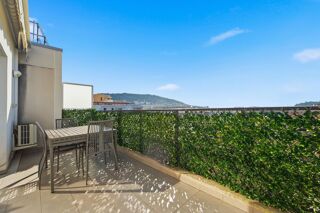  Appartement � vendre 4 pi�ces 83 m�