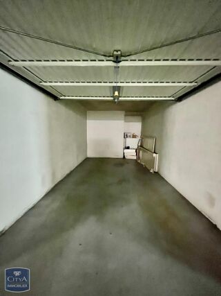  Parking / Garage � vendre 14 m�