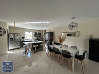  Maison  vendre 4 pices 124 m