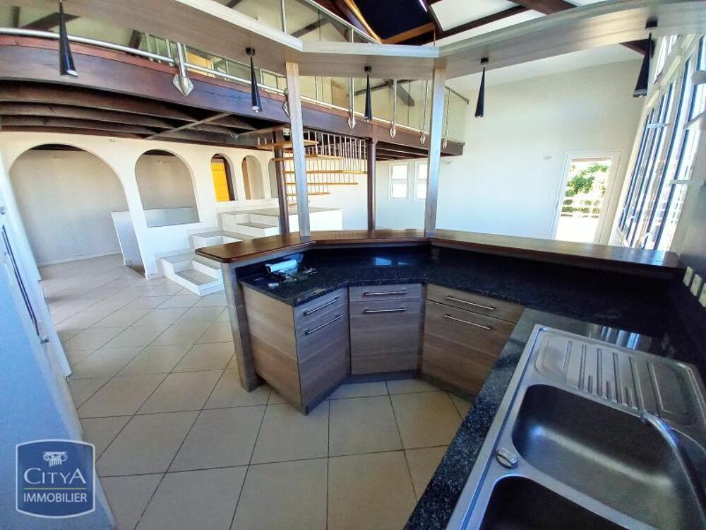 VENTE : appartement T4 (125 m²) à Saint-Pierre - EXCLUSI....
