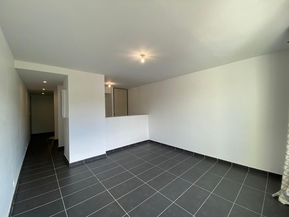 VENTE appartement T2 (38 m²) en parfait état avec parkin....