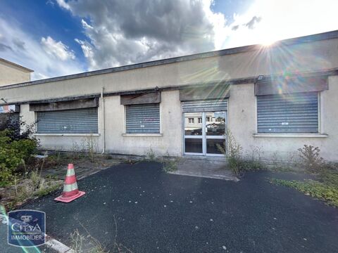 LOT N° 2 Un bâtiment à usage industriel et commercial... 350000 36000 Chteauroux