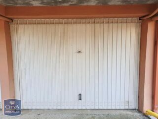  Parking / Garage � vendre 18 m�
