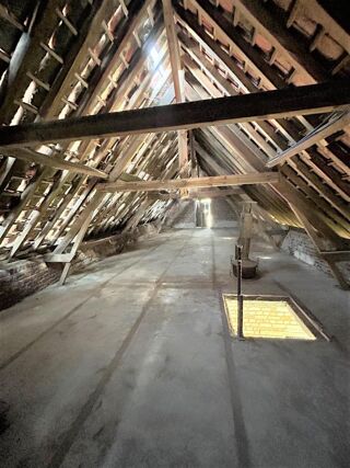  Maison � vendre 9 pi�ces 280 m�