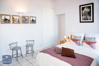  Immeuble � vendre 900 m�