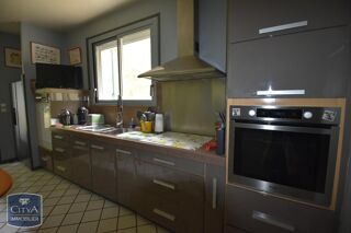  Maison � vendre 10 pi�ces 300 m�