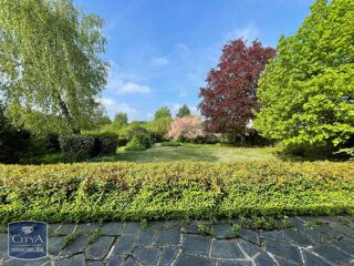  Maison  vendre 8 pices 190 m