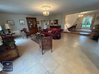  Maison � vendre 6 pi�ces 220 m�