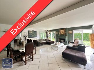  Maison  vendre 9 pices 249 m