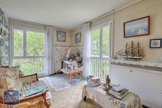  Appartement � vendre 5 pi�ces 77 m�