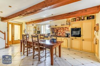  Maison à vendre 8 pièces 236 m²