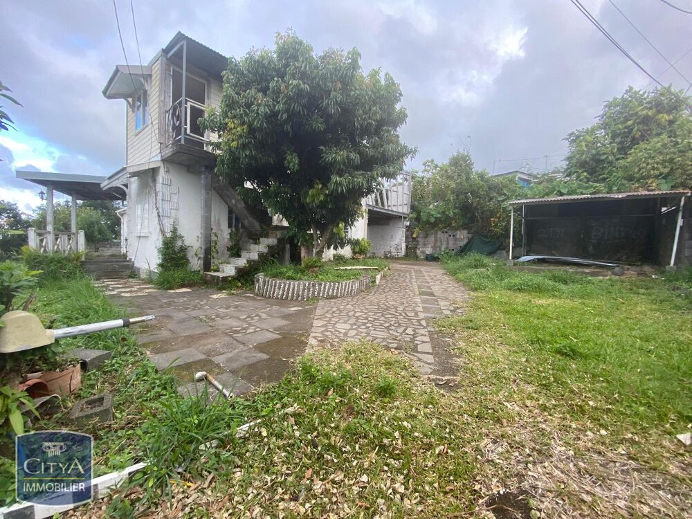vente Maison - 5 pièce(s) - 140 m² Sainte-Suzanne (97441)