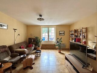  Immeuble � vendre 203 m�