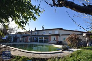  Maison � vendre 10 pi�ces 250 m�