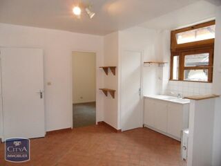  Immeuble � vendre 328 m�