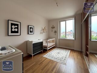  Appartement � vendre 5 pi�ces 141 m�