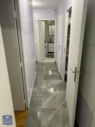  Appartement � vendre 4 pi�ces 77 m�