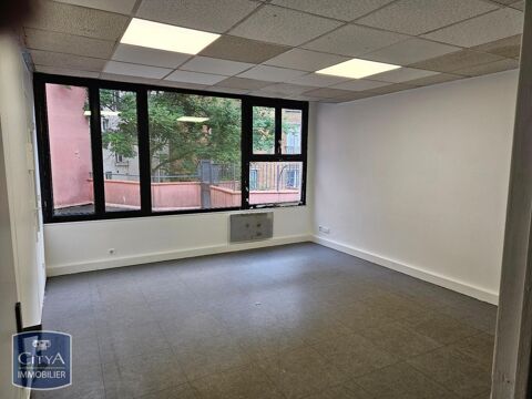 VENTE d'un local commercial de 352 m&sup2; avec patio de 5... 1220000 94270 Le kremlin-bic�tre