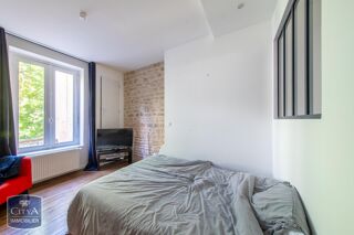  Immeuble à vendre 212 m²
