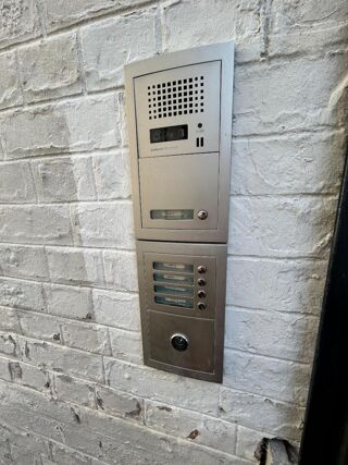  Immeuble � vendre 211 m�