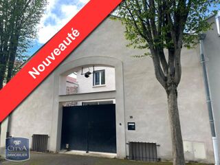  Maison  vendre 8 pices 350 m