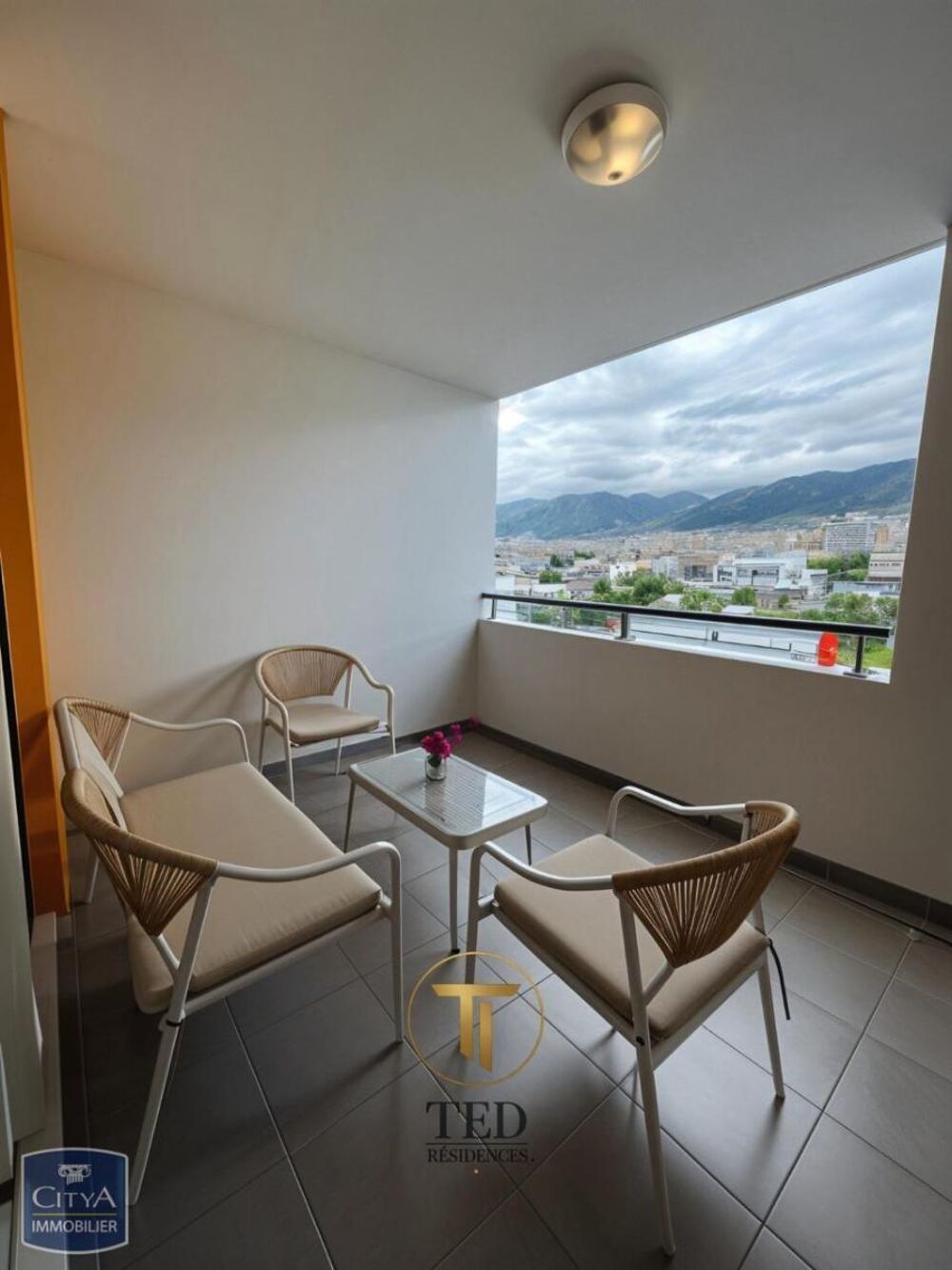 vente Appartement - 3 pièce(s) - 58 m² Sainte-Clotilde (97490)