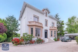  Maison à vendre 9 pièces 230 m²