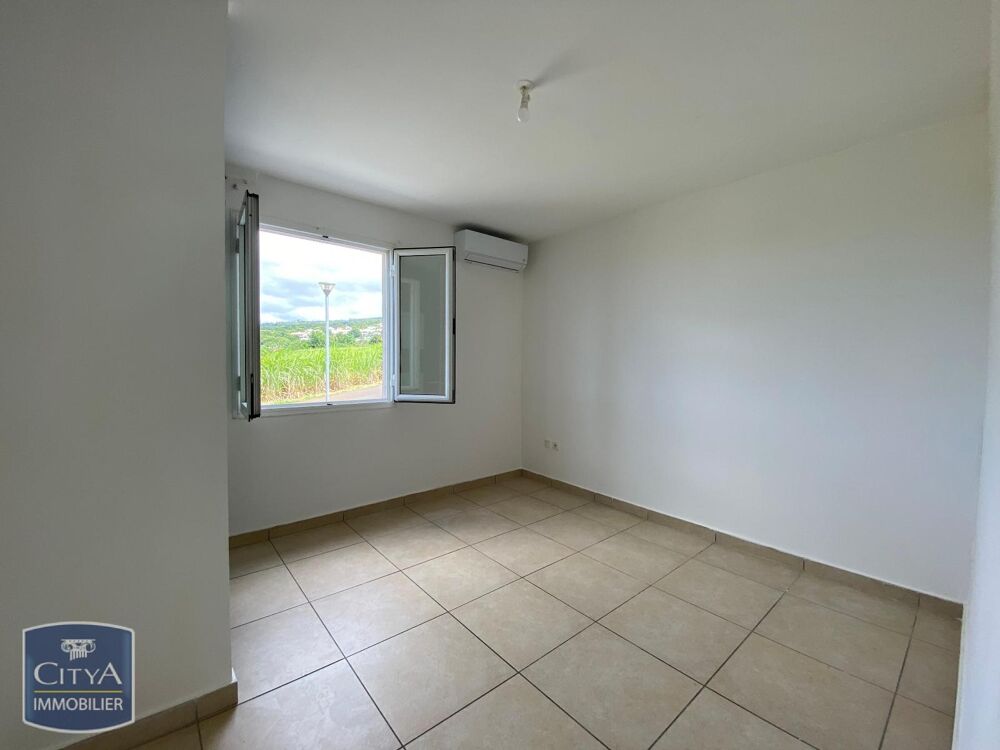 vente Maison - 4 pièce(s) - 99 m² Sainte-Marie (97438)