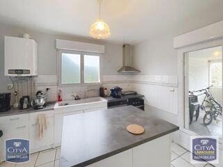  Immeuble � vendre 208 m�