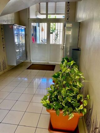 vente Appartement - 3 pièce(s) - 68 m² Saint-Pierre (97432)