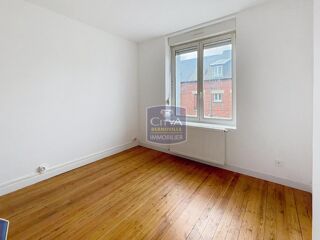  Maison � vendre 12 pi�ces 245 m�