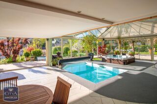  Maison � vendre 5 pi�ces 328 m�