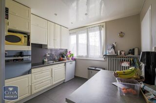  Appartement  vendre 4 pices 73 m