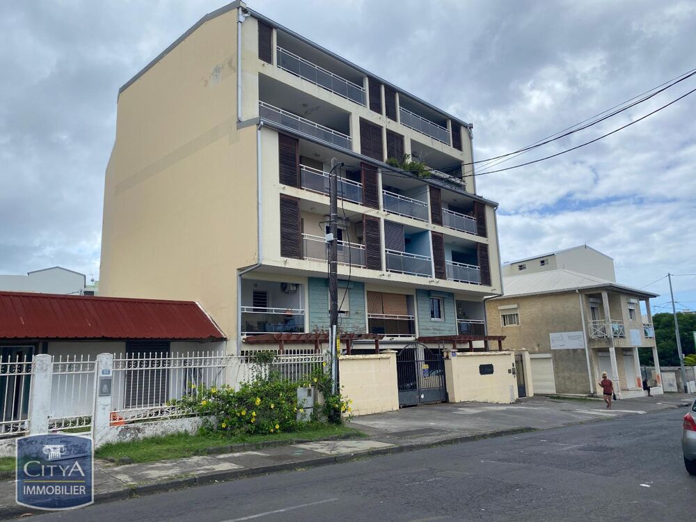 Appartement 2 pièces 53 m² · à Saint-Denis · 53 m² · 121 000 €