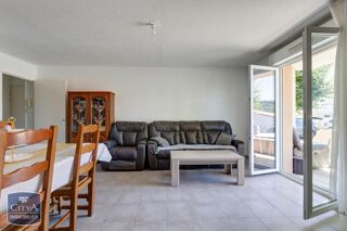  Appartement  vendre 4 pices 74 m